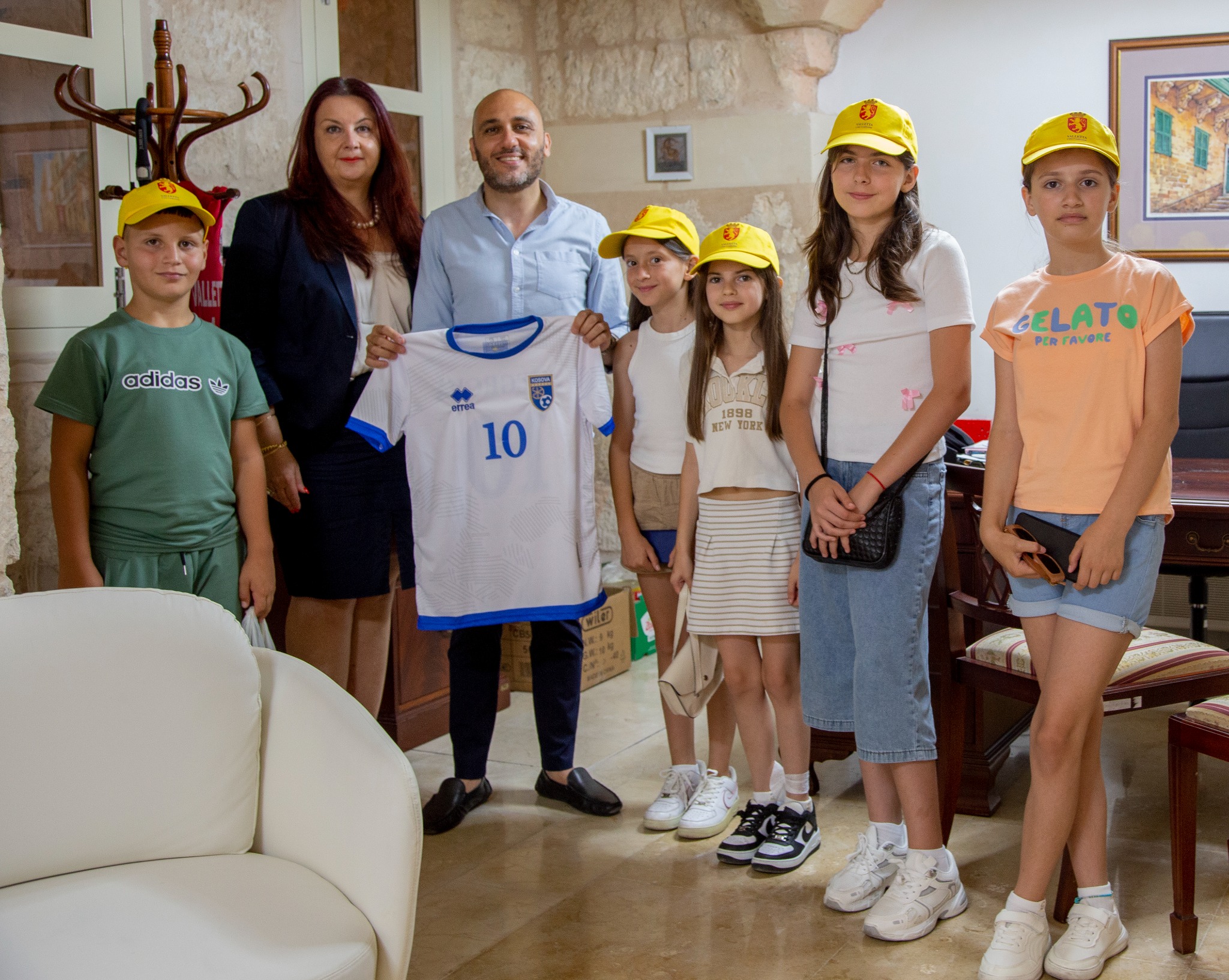 Nilqgħu viżitaturi żgħażagħ fil-Belt